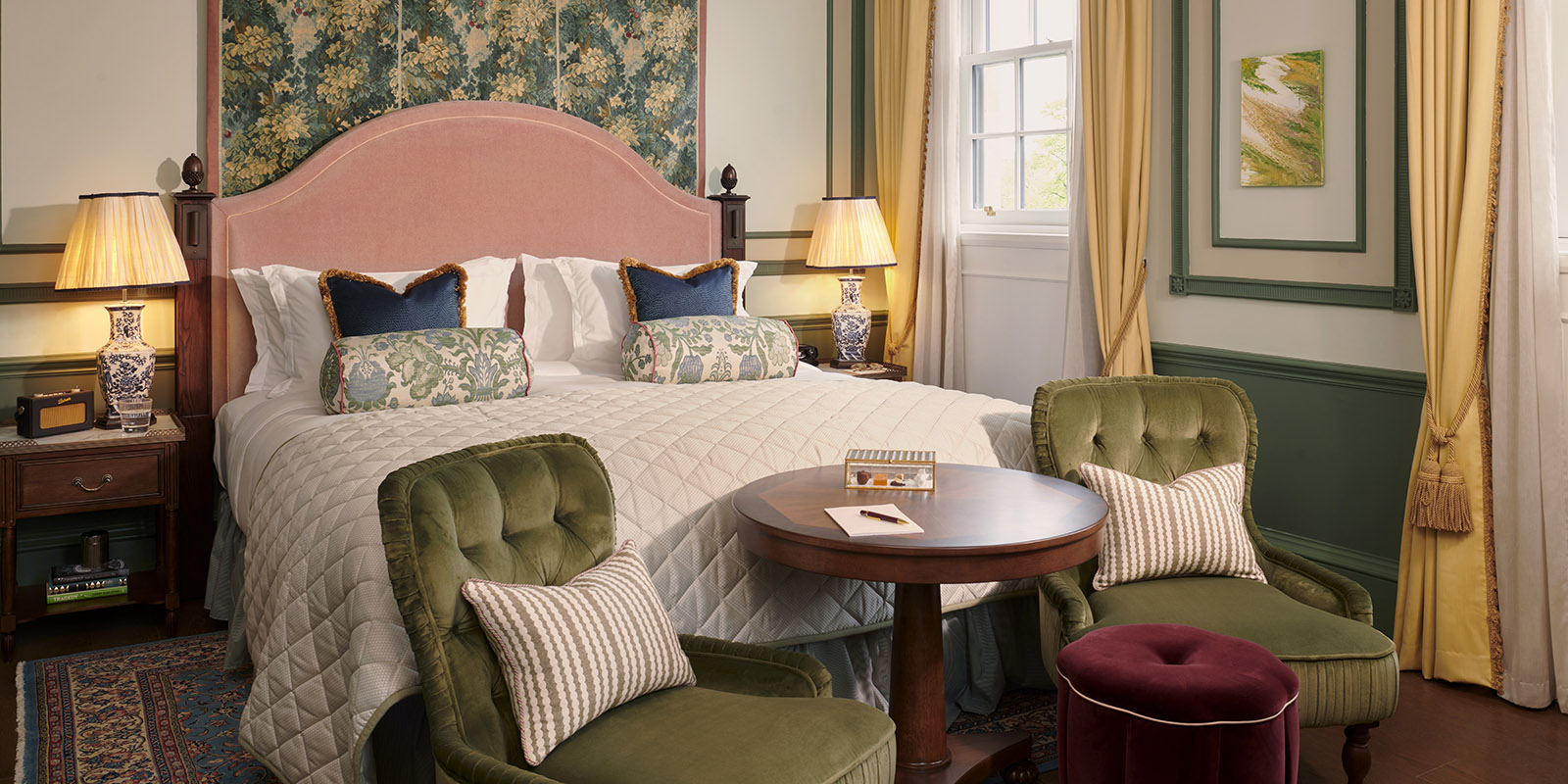 A wide view of a large bed in a House Bedroom at Gleneagles Townhouse