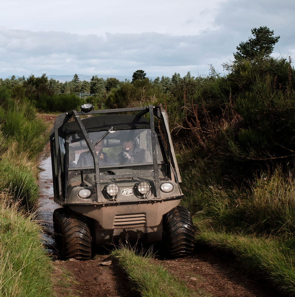 an argot makes its way through an offload course in the Perthshire countryside