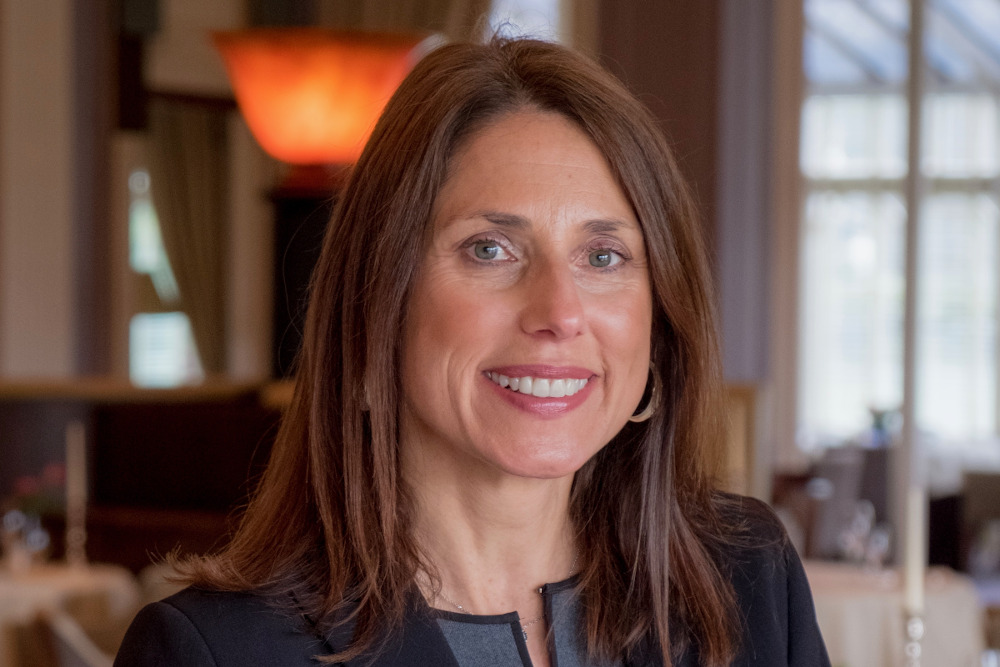 Headshot Rachel Williamson